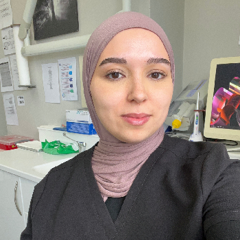 Dr-Sara-Touhami